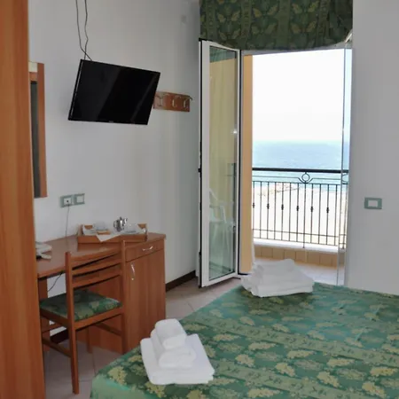 Belvedere فندق 3*